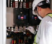 Máy phát điện công suất lớn – Giải pháp cấp thiết cho doanh nghiệp