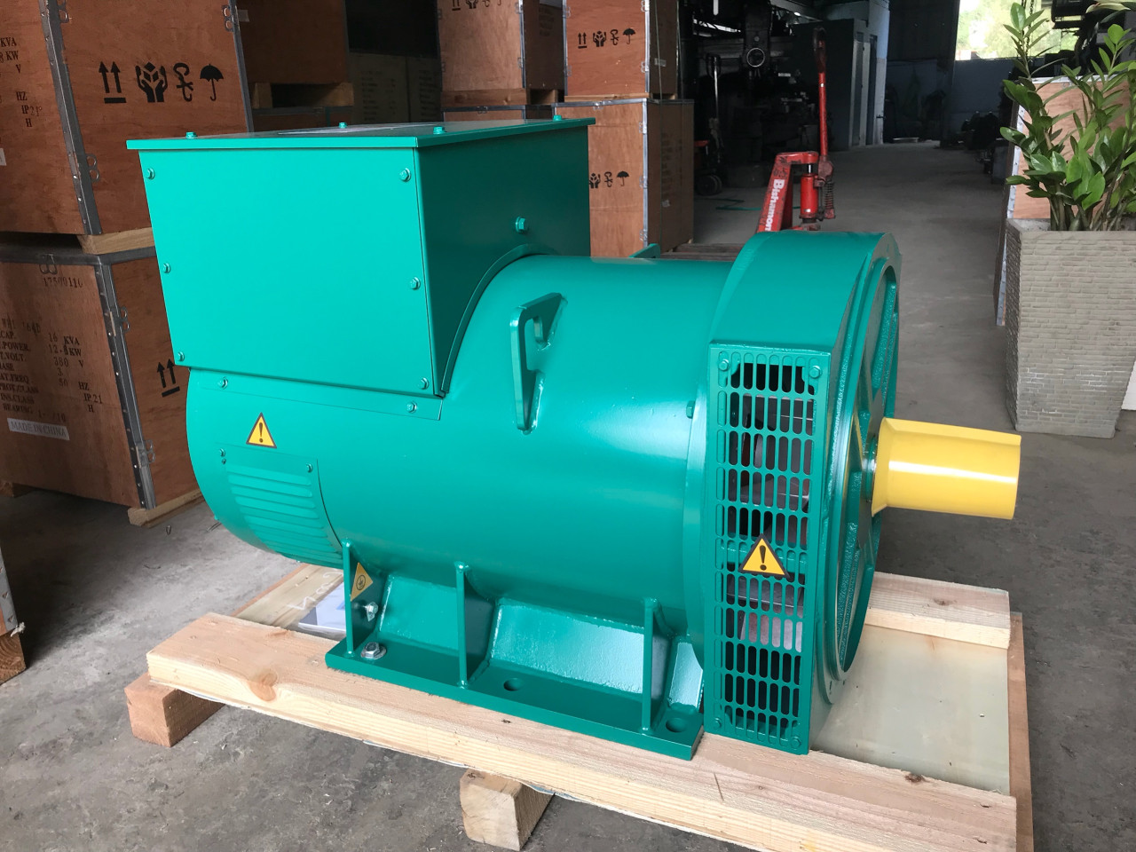 Đầu phát điện không chổi than 180KVA