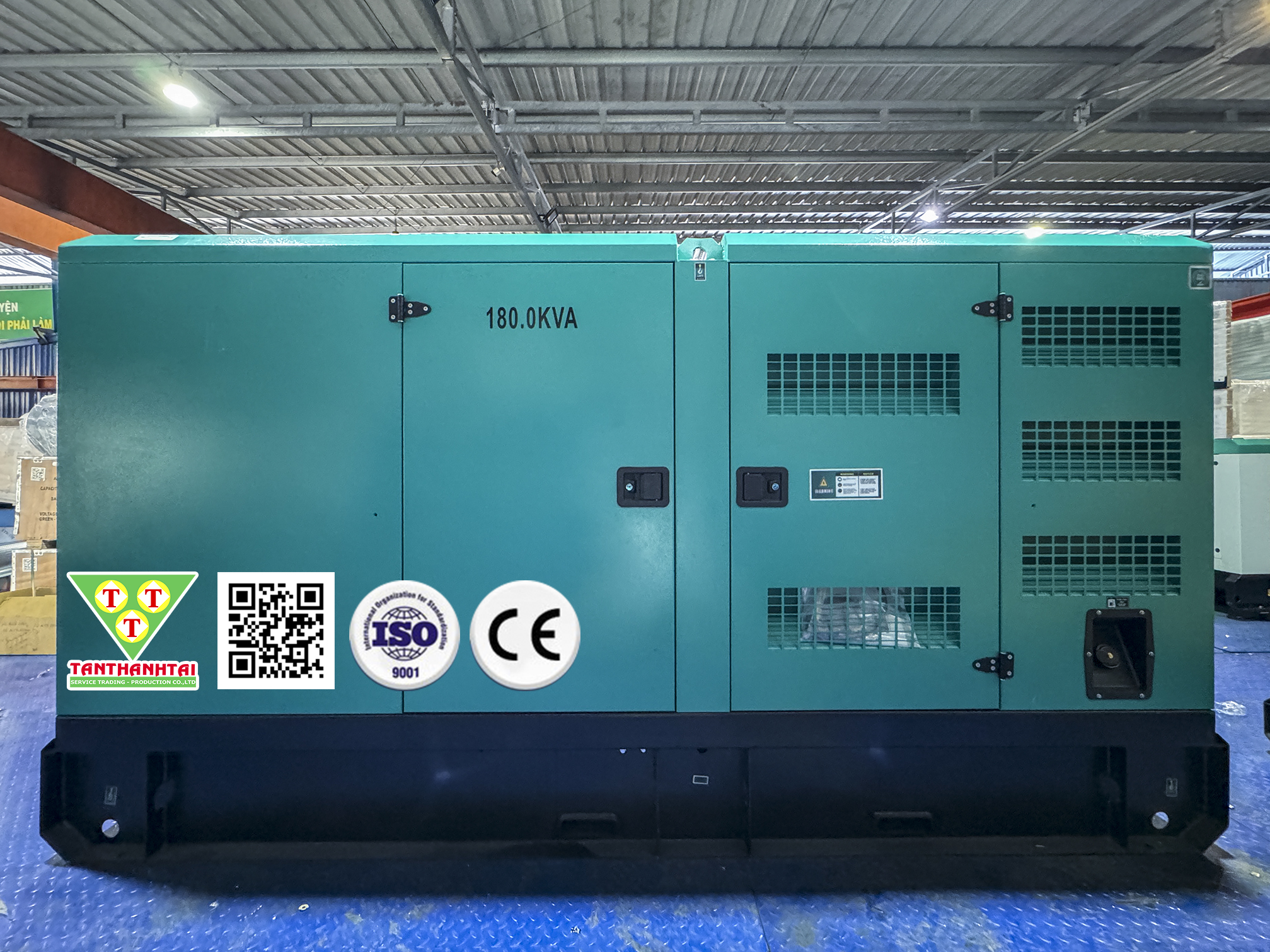 Máy phát điện CUMMINS 180KVA - Nhập khẩu mới 100% (Máy 2)