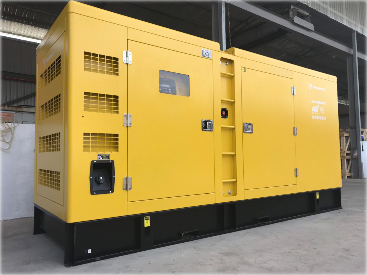 Máy phát điện mới Mitsubishi 25KVA