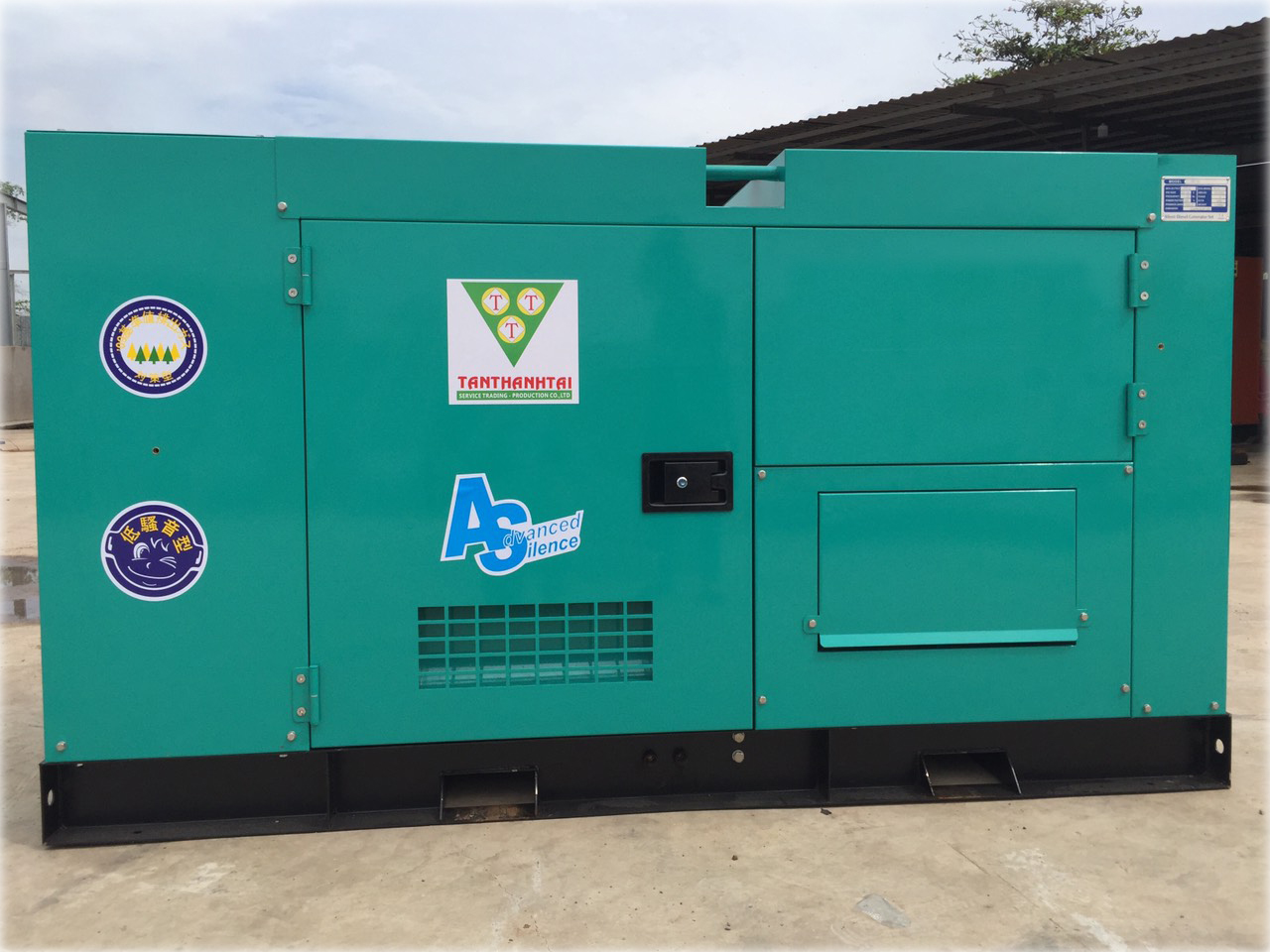 Máy phát điện nhập khẩu mới Komatsu 60 KVA